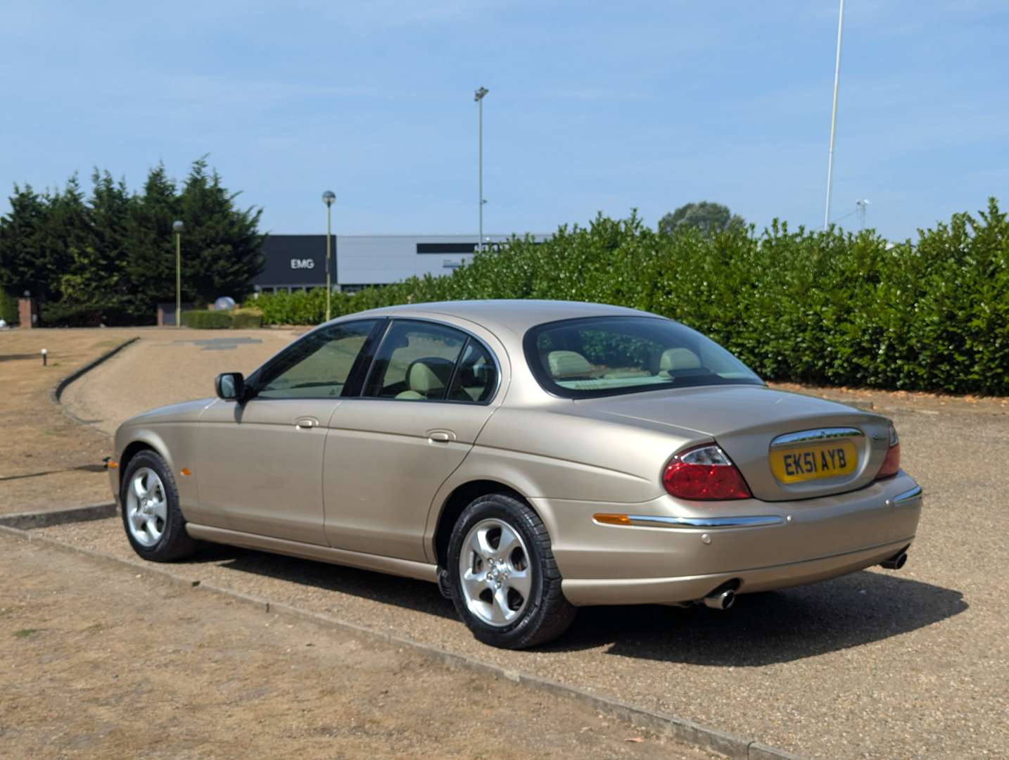 <p>2002 JAGUAR S-TYPE V6 SE AUTO ONE FORMER KEEPER</p>