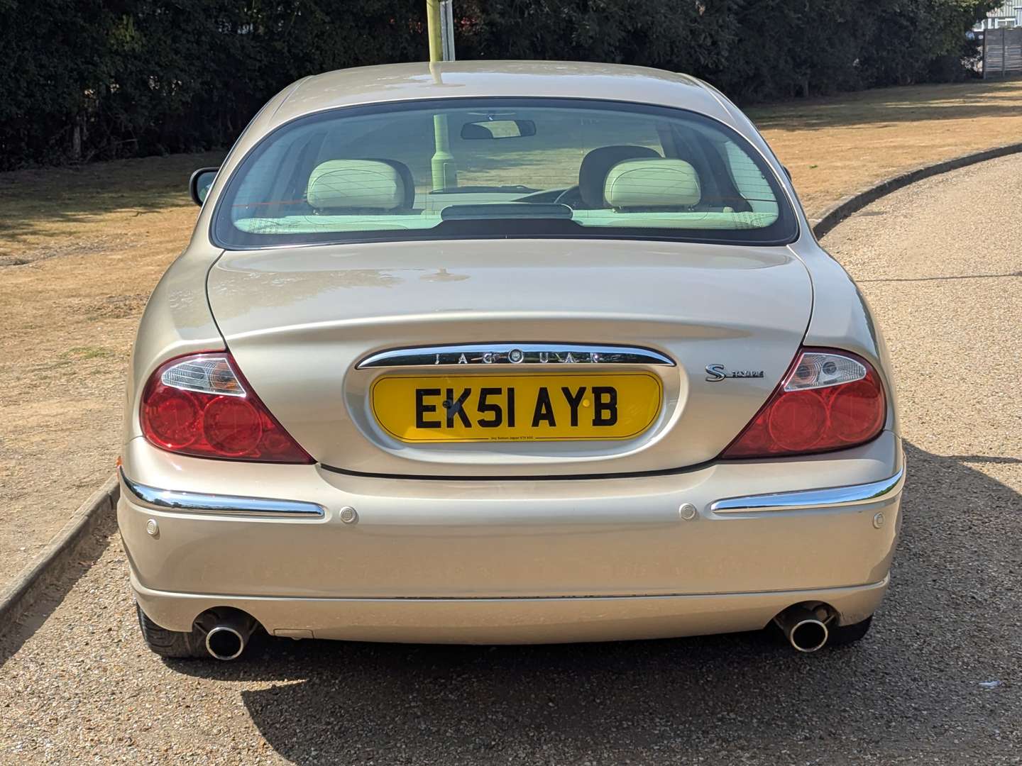 <p>2002 JAGUAR S-TYPE V6 SE AUTO ONE FORMER KEEPER</p>