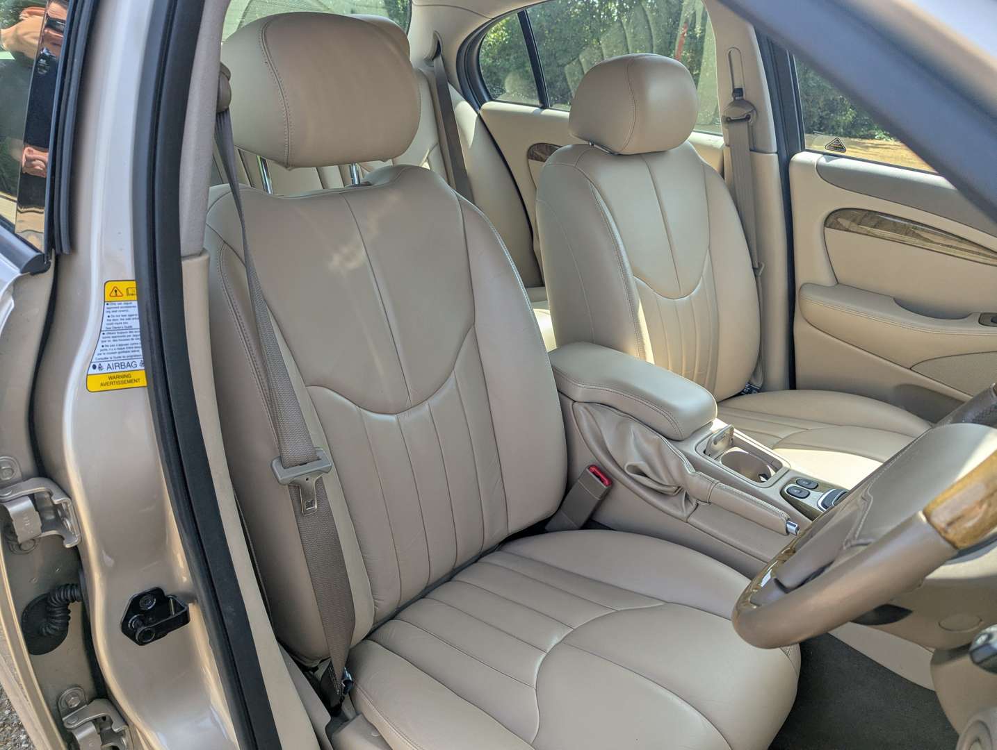 <p>2002 JAGUAR S-TYPE V6 SE AUTO ONE FORMER KEEPER</p>