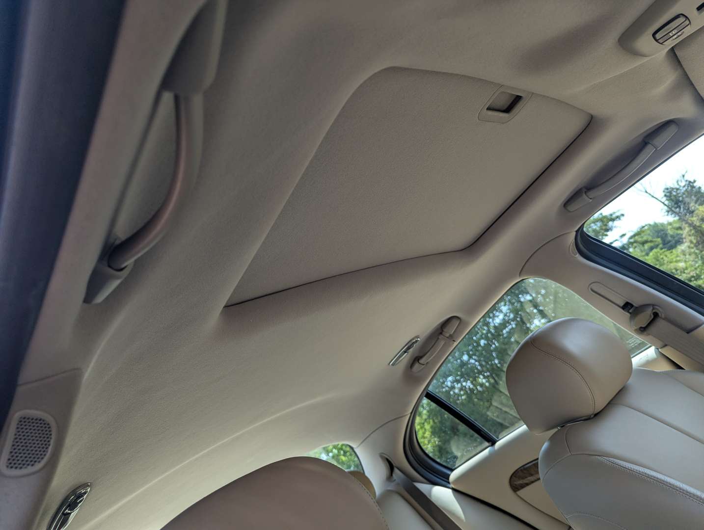 <p>2002 JAGUAR S-TYPE V6 SE AUTO ONE FORMER KEEPER</p>