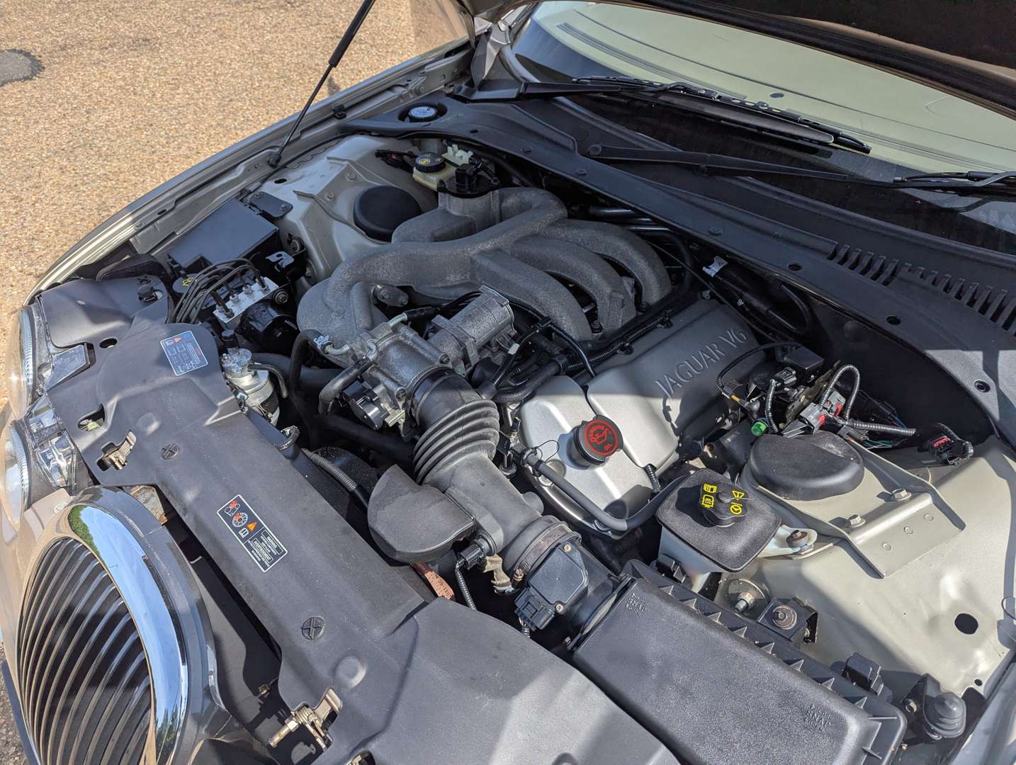 <p>2002 JAGUAR S-TYPE V6 SE AUTO ONE FORMER KEEPER</p>