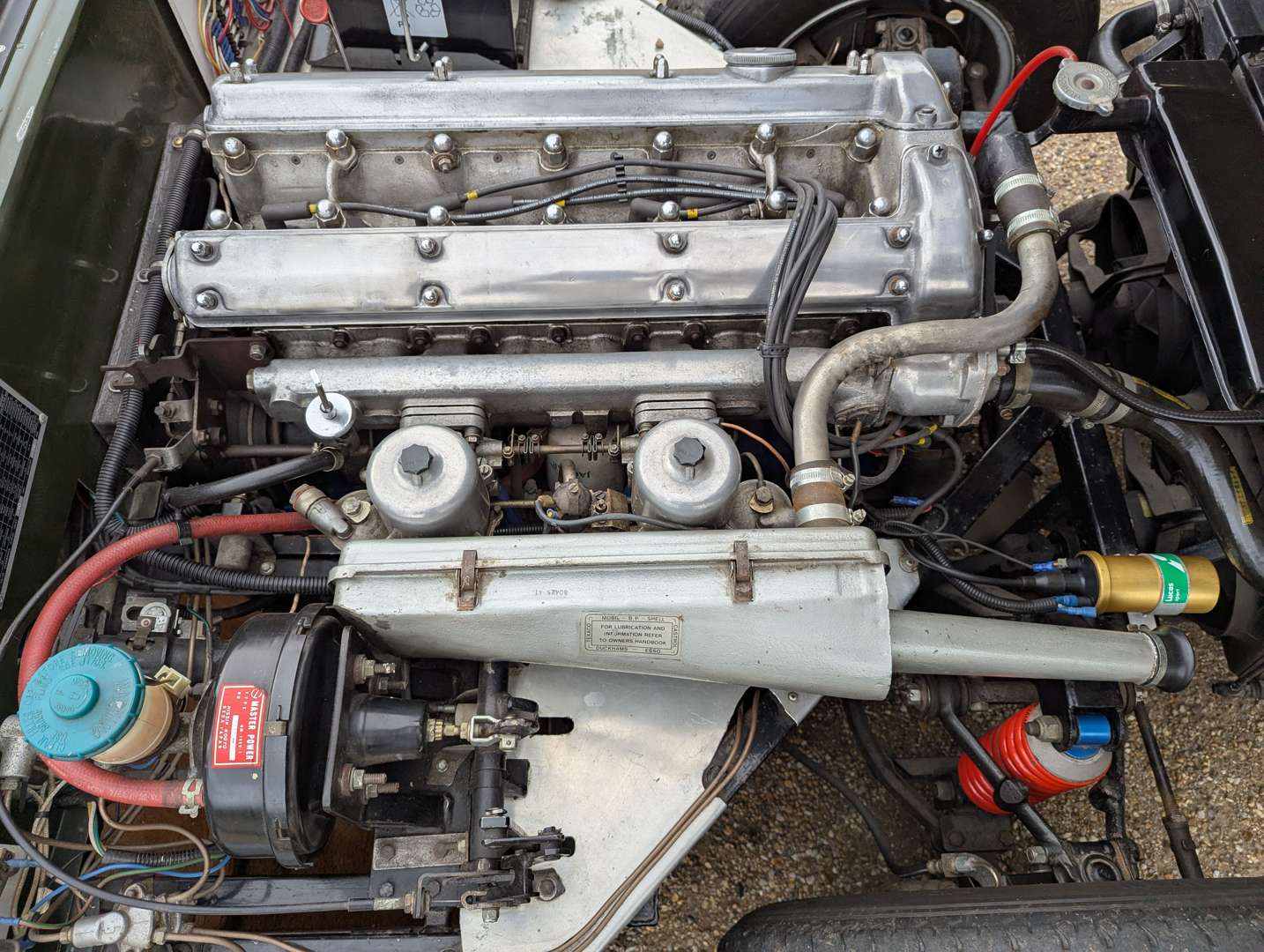 <p>1971 JAGUAR D-TYPE RECREATION</p>
