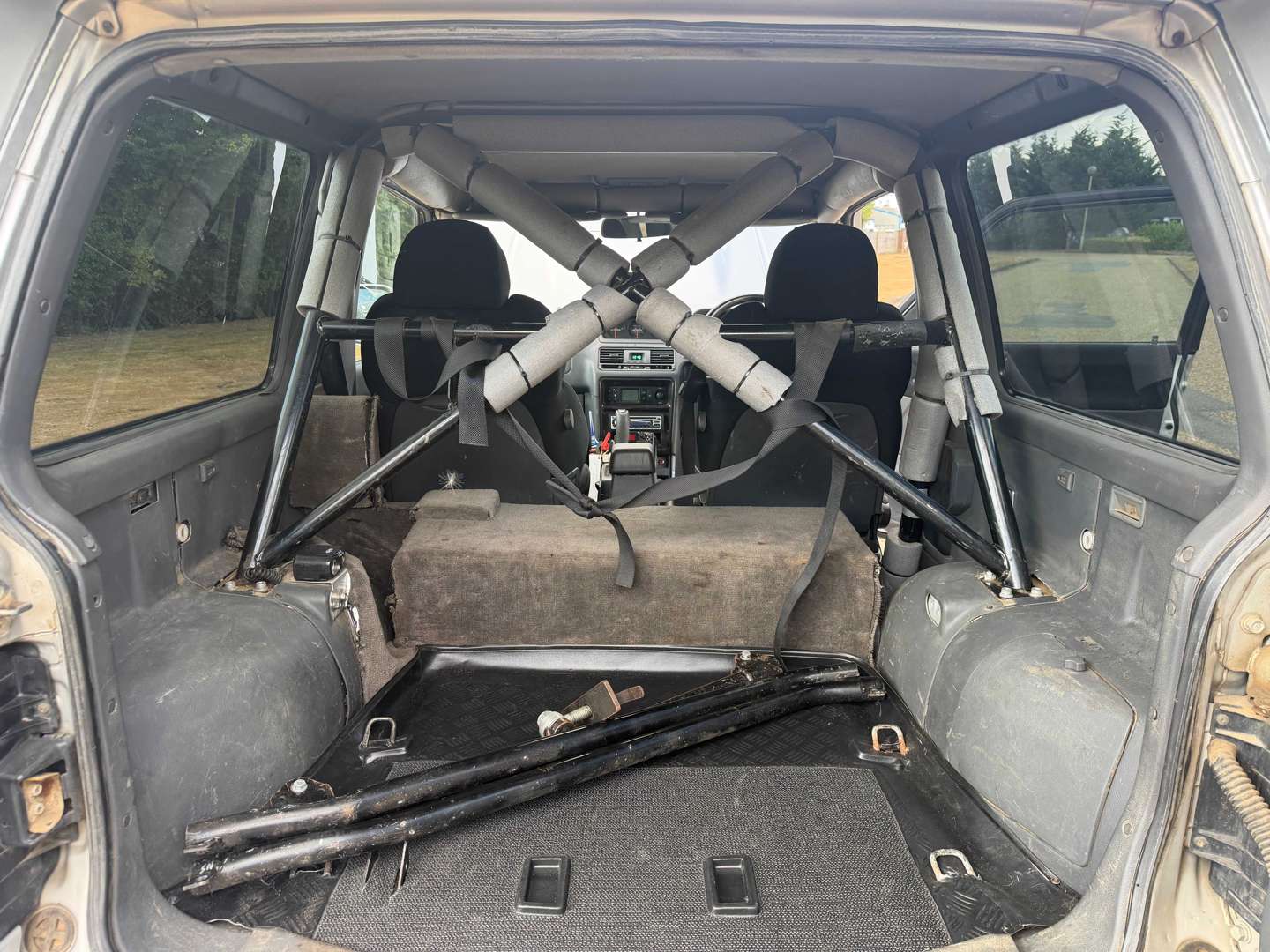 <p>1997 MITSUBISHI PAJERO EVOLUTION</p>