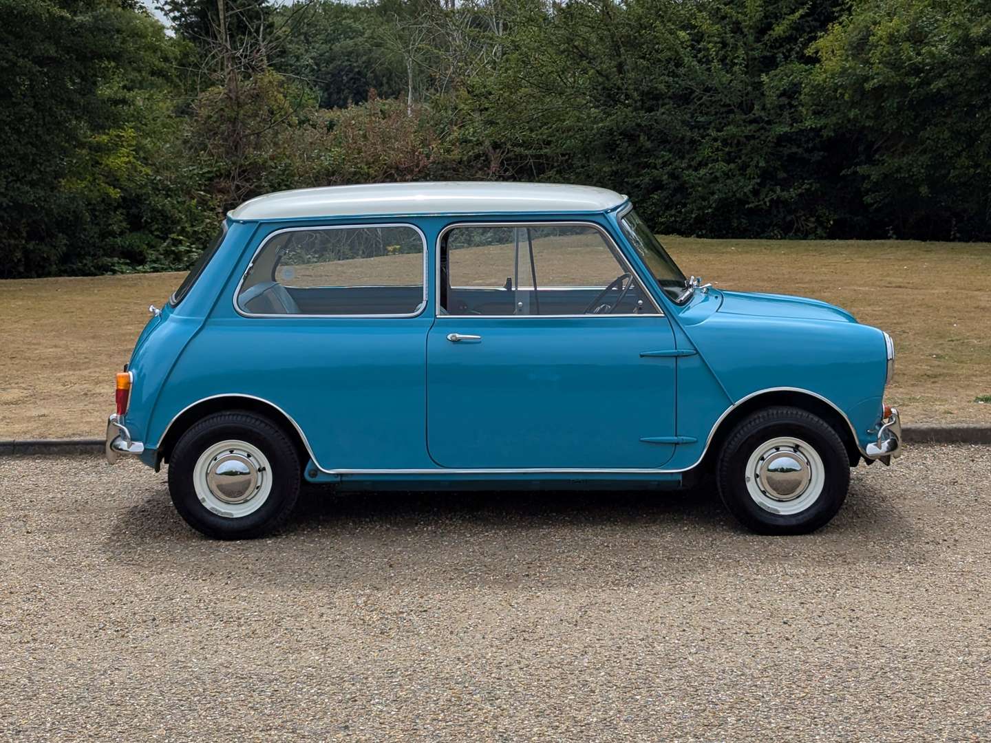 <p>1965 MORRIS MINI COOPER S</p>