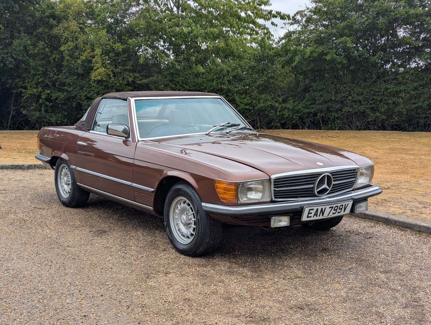 <p>1980 MERCEDES 350SL R107 AUTO</p>