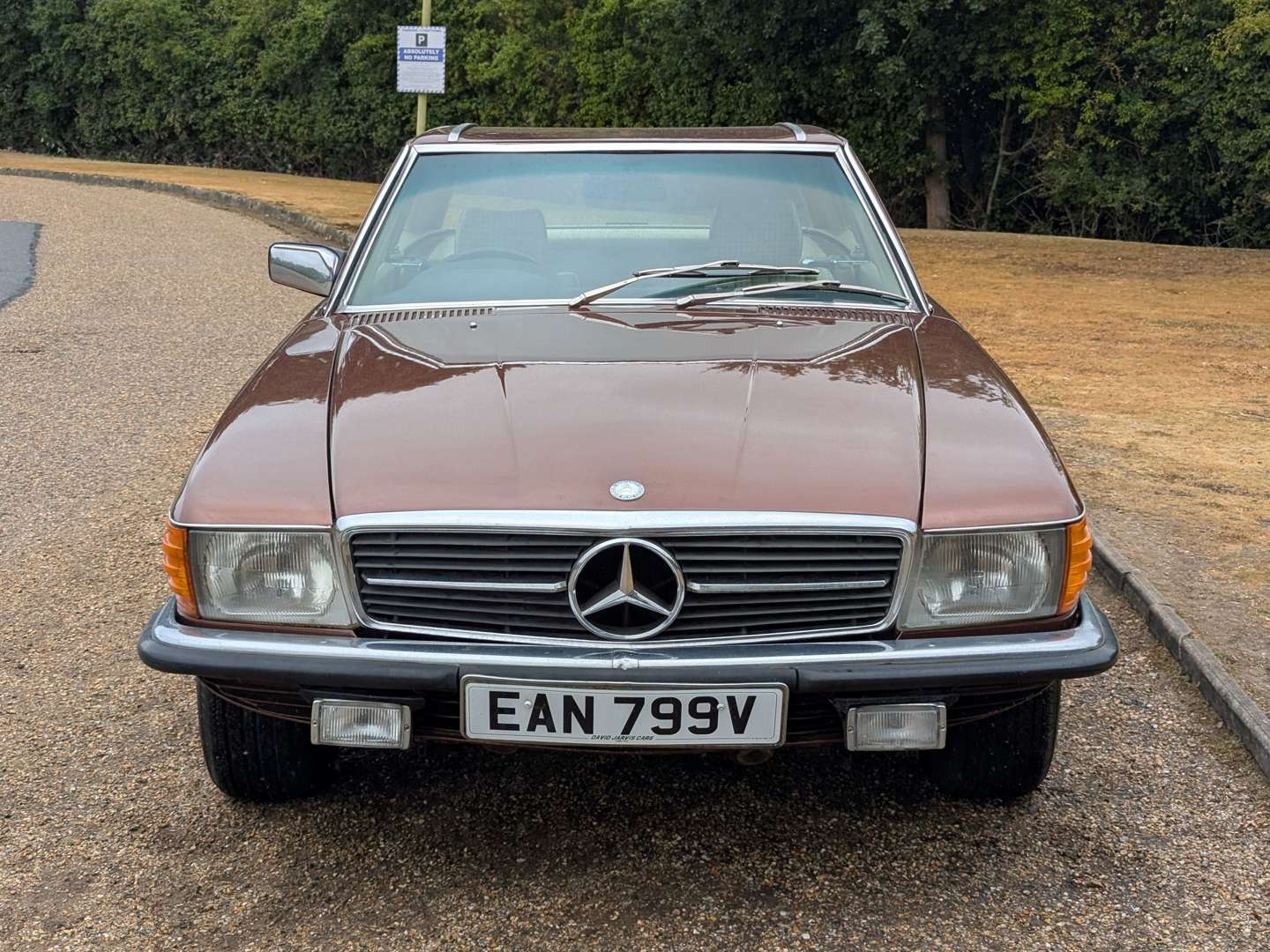 <p>1980 MERCEDES 350SL R107 AUTO</p>