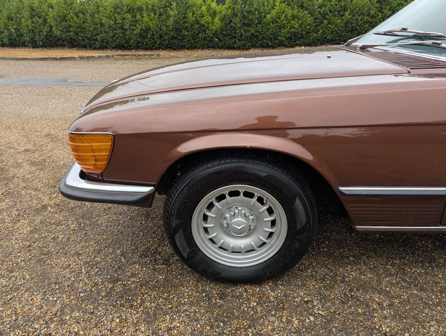 <p>1980 MERCEDES 350SL R107 AUTO</p>