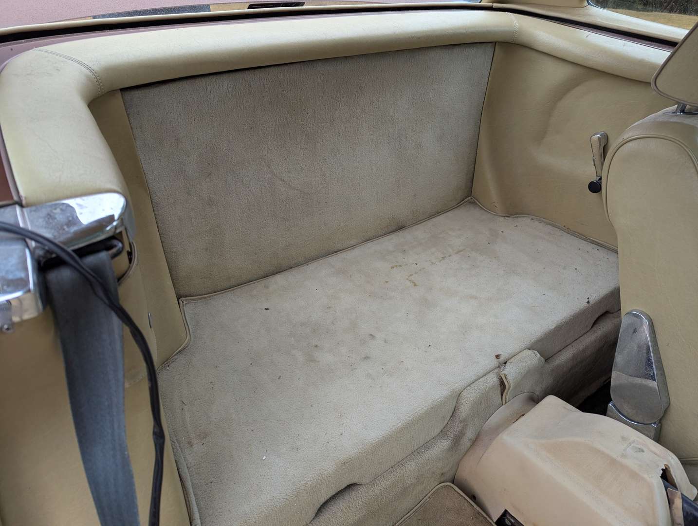 <p>1980 MERCEDES 350SL R107 AUTO</p>