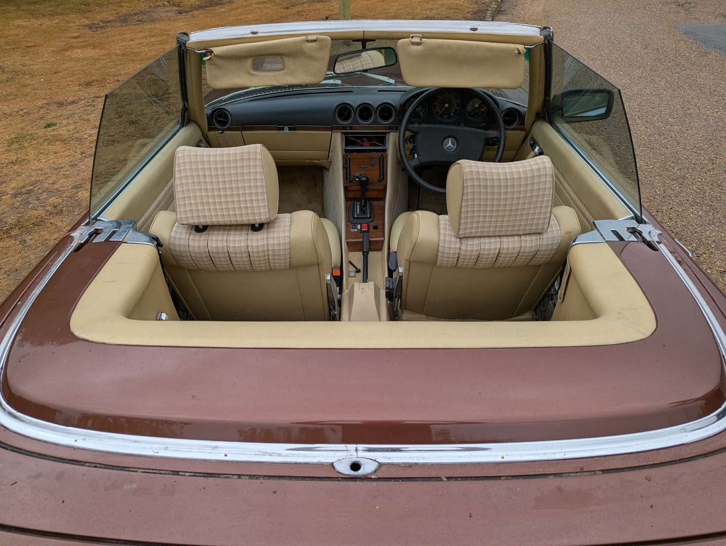 <p>1980 MERCEDES 350SL R107 AUTO</p>