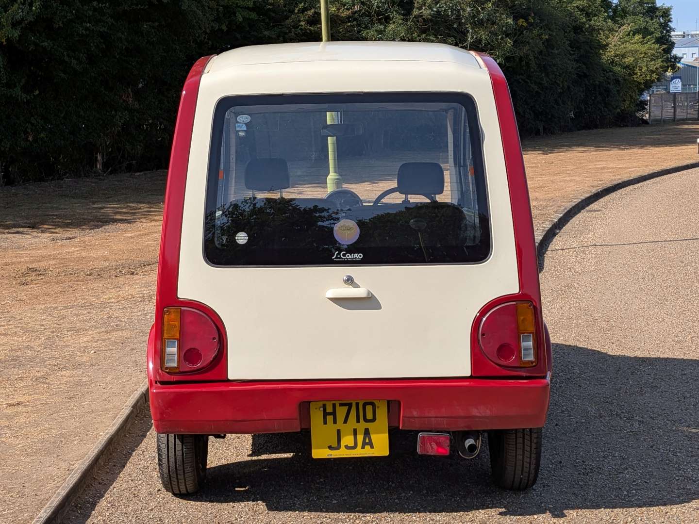 <p>1990 NISSAN S-CARGO</p>