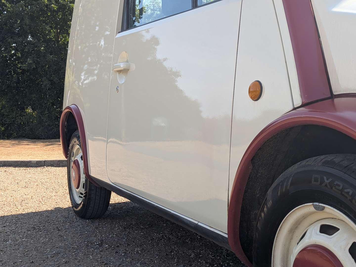 <p>1990 NISSAN S-CARGO</p>