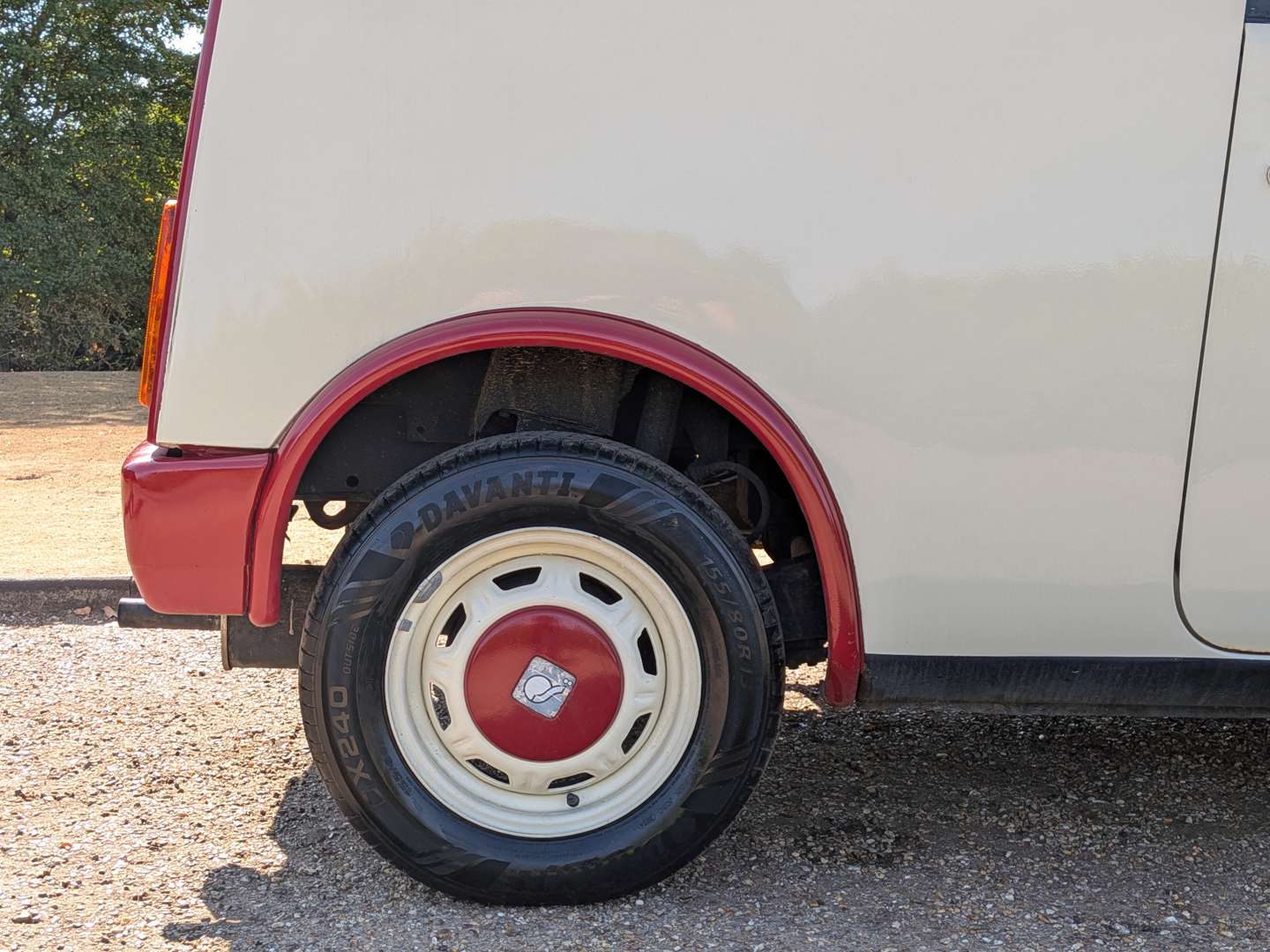 <p>1990 NISSAN S-CARGO</p>