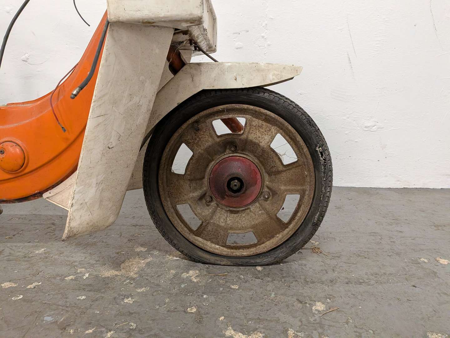 <p>BSA ARIEL</p>