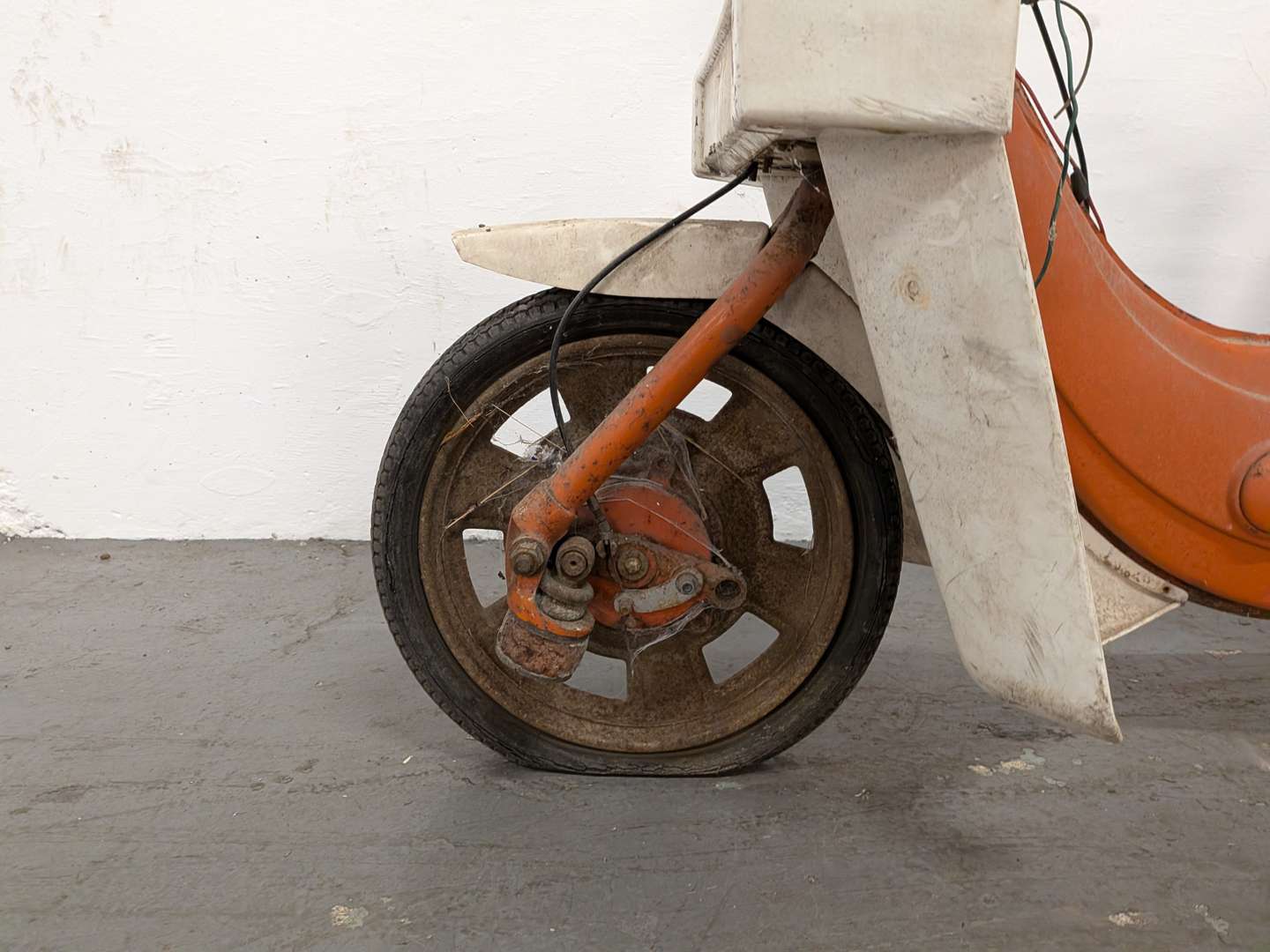 <p>BSA ARIEL</p>