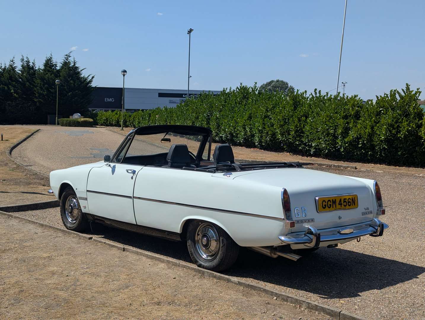 <p>1974 ROVER P6 3500 CONVERTIBLE</p>