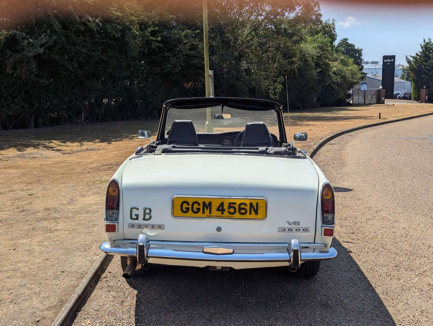 <p>1974 ROVER P6 3500 CONVERTIBLE</p>