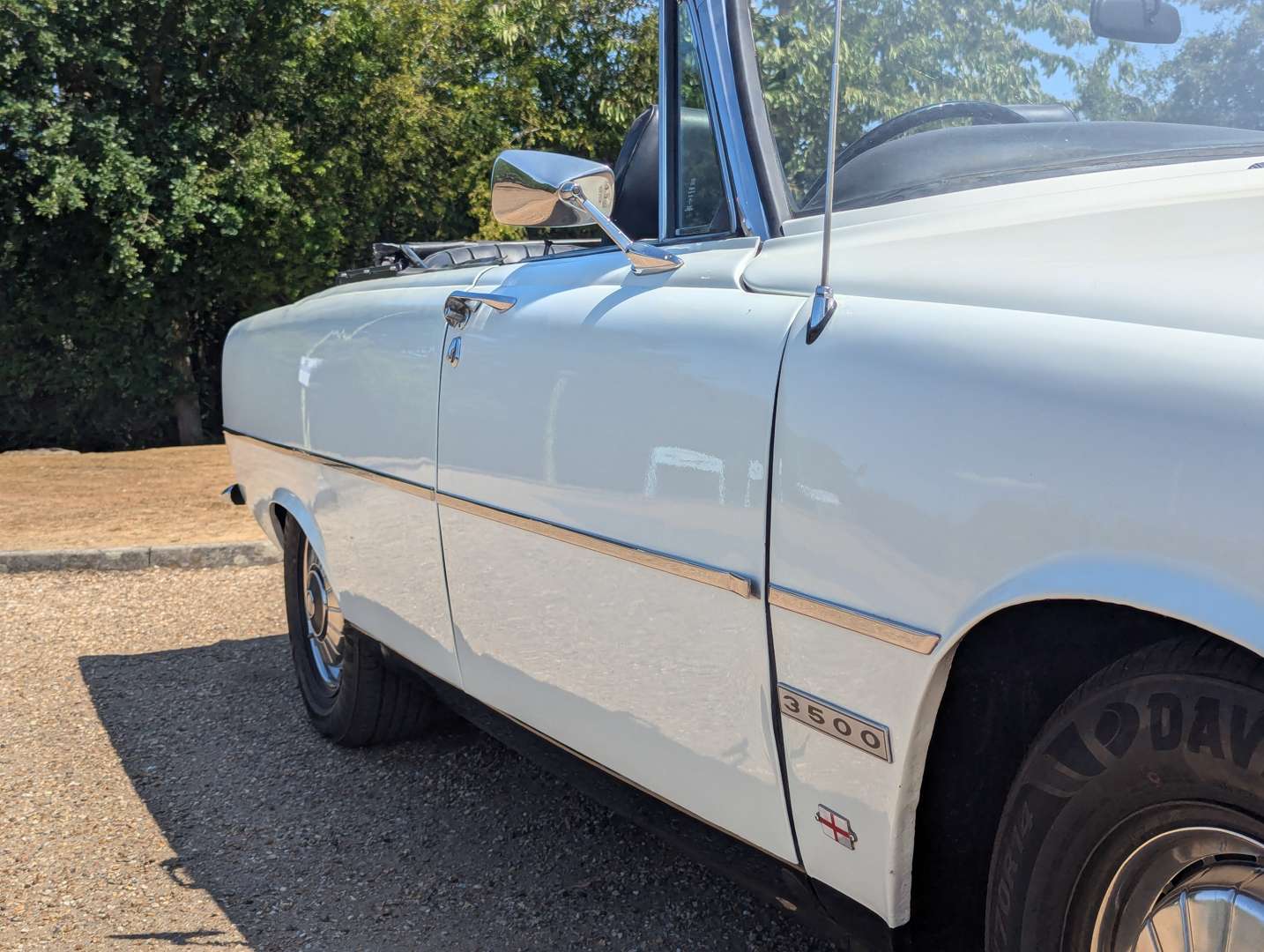 <p>1974 ROVER P6 3500 CONVERTIBLE</p>