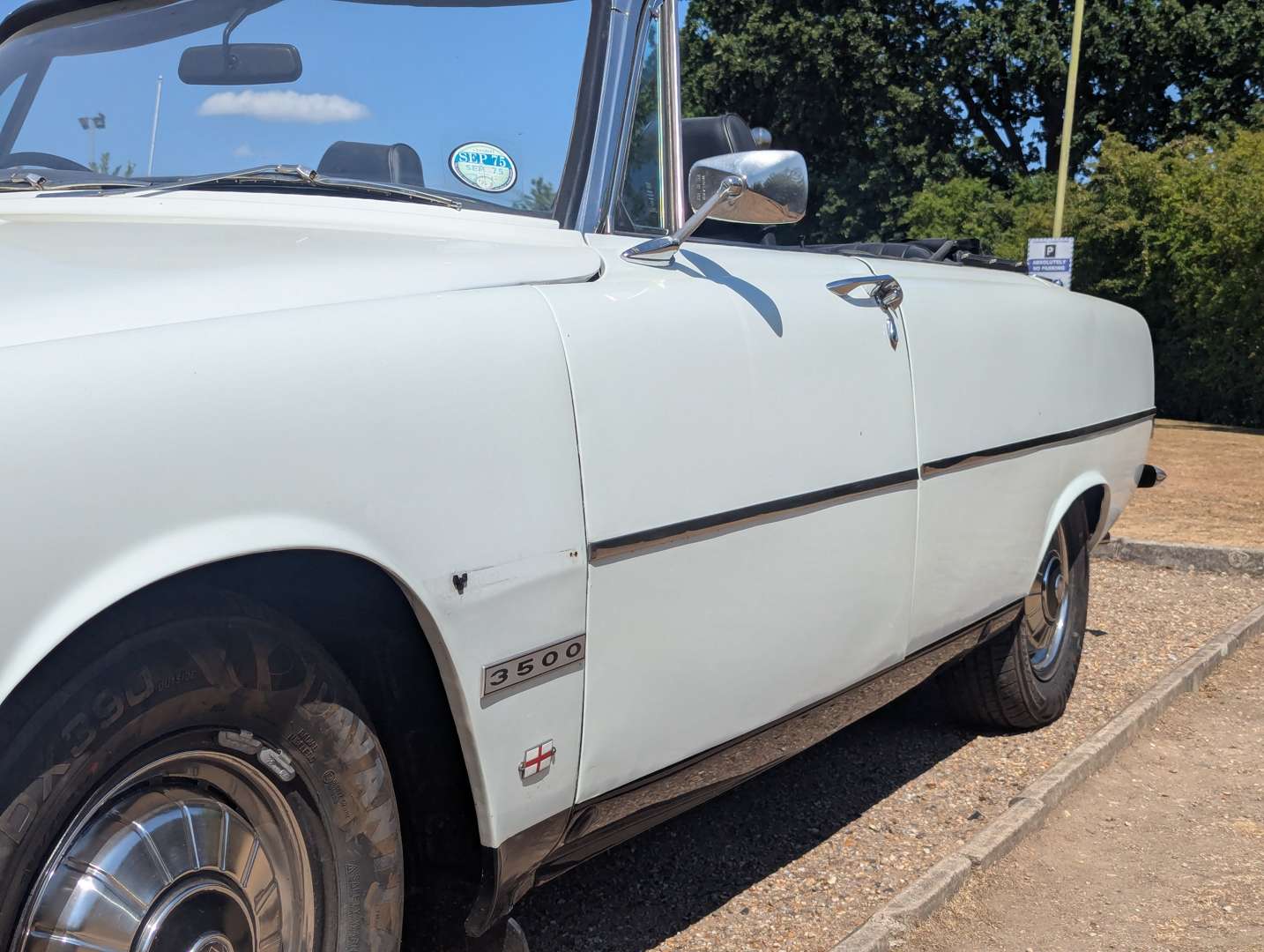 <p>1974 ROVER P6 3500 CONVERTIBLE</p>