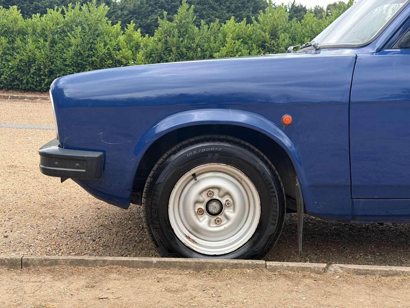 <p>1981 MORRIS 575 PICK-UP</p>