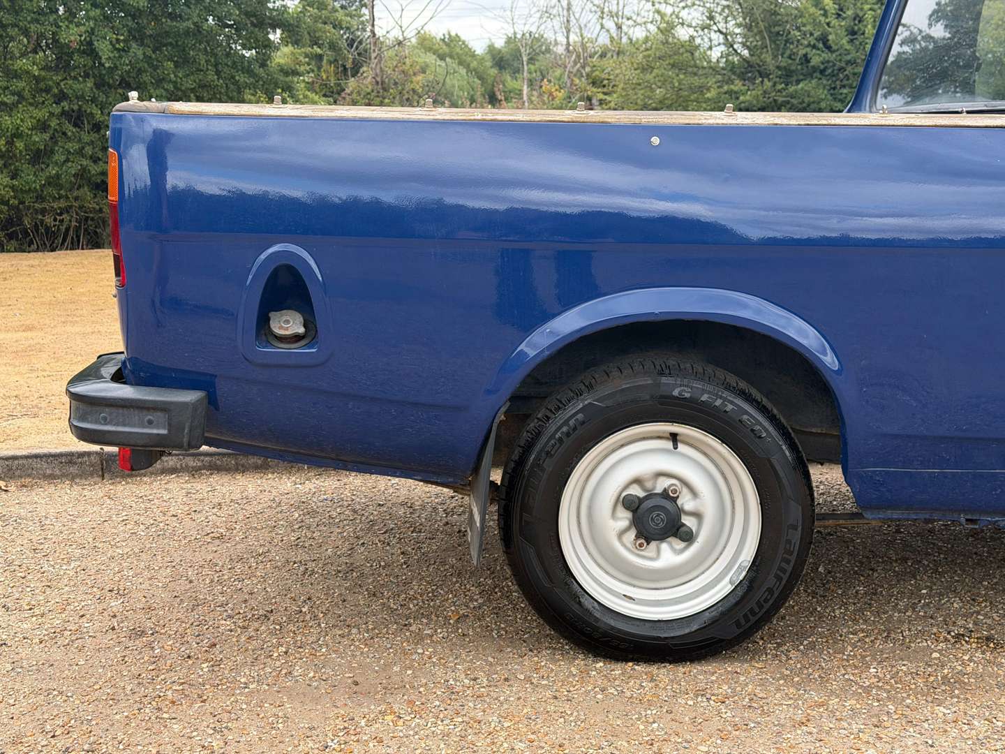 <p>1981 MORRIS 575 PICK-UP</p>