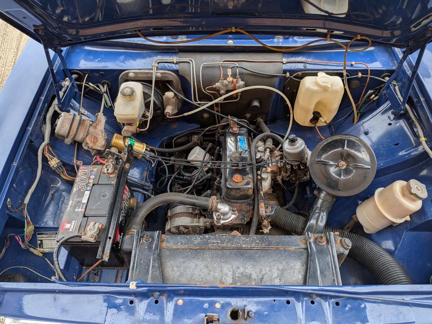 <p>1981 MORRIS 575 PICK-UP</p>