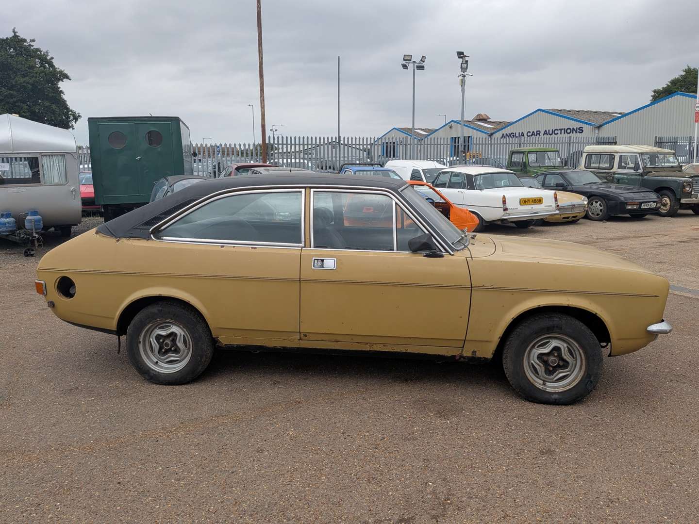 <p>1975 MORRIS MARINA 1.8 TC</p>