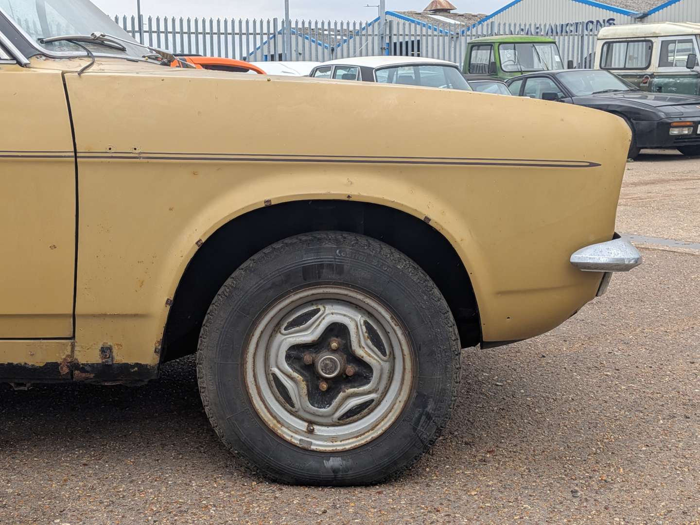 <p>1975 MORRIS MARINA 1.8 TC</p>