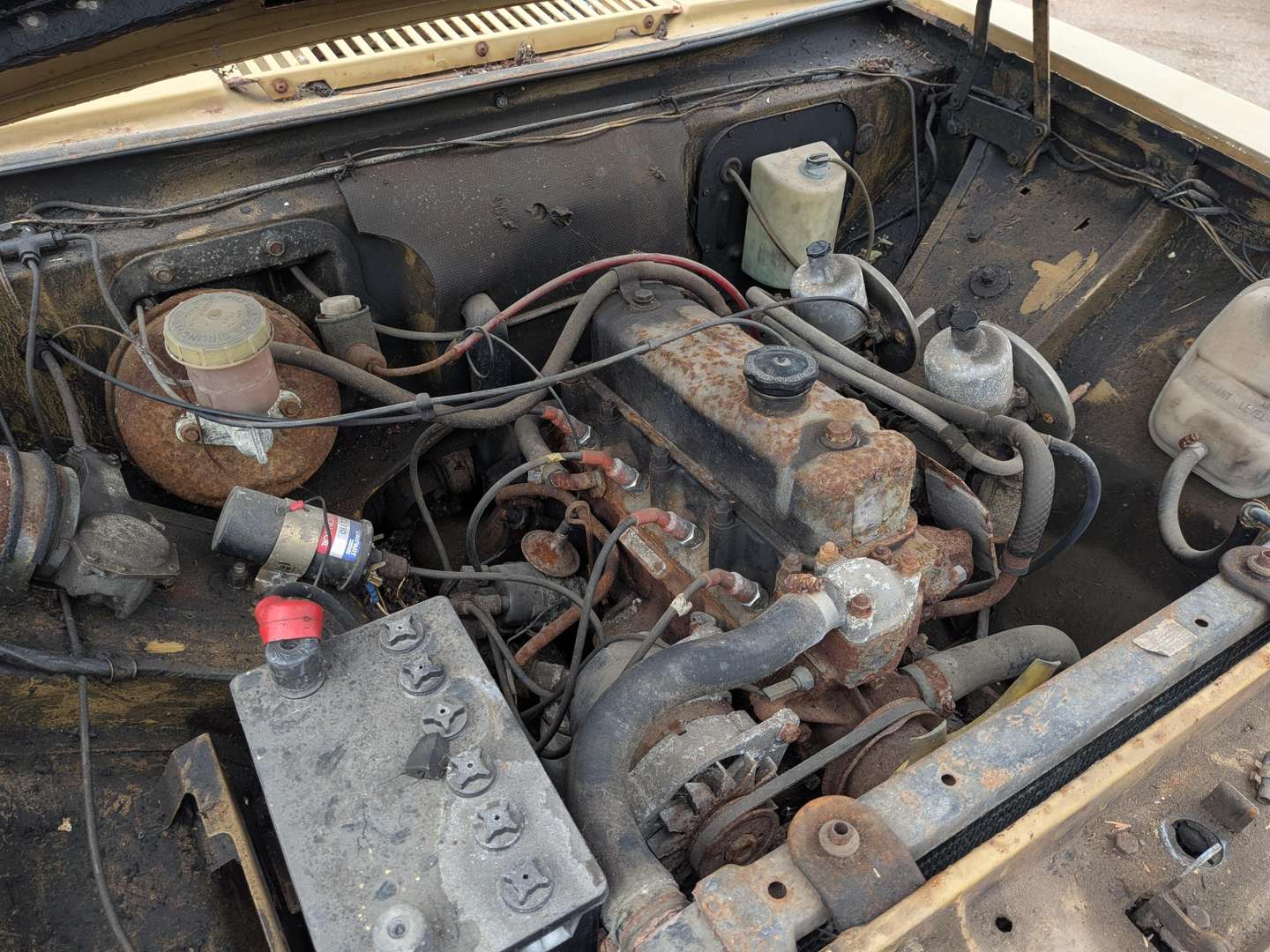 <p>1975 MORRIS MARINA 1.8 TC</p>