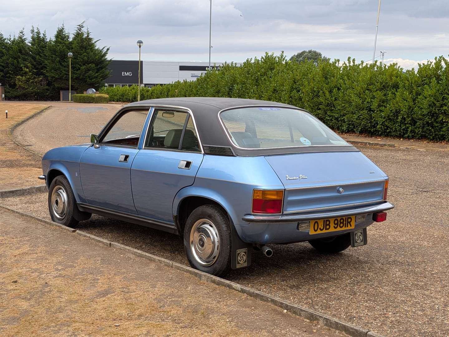 <p>1976 VANDEN PLAS 1500 AUTO</p>