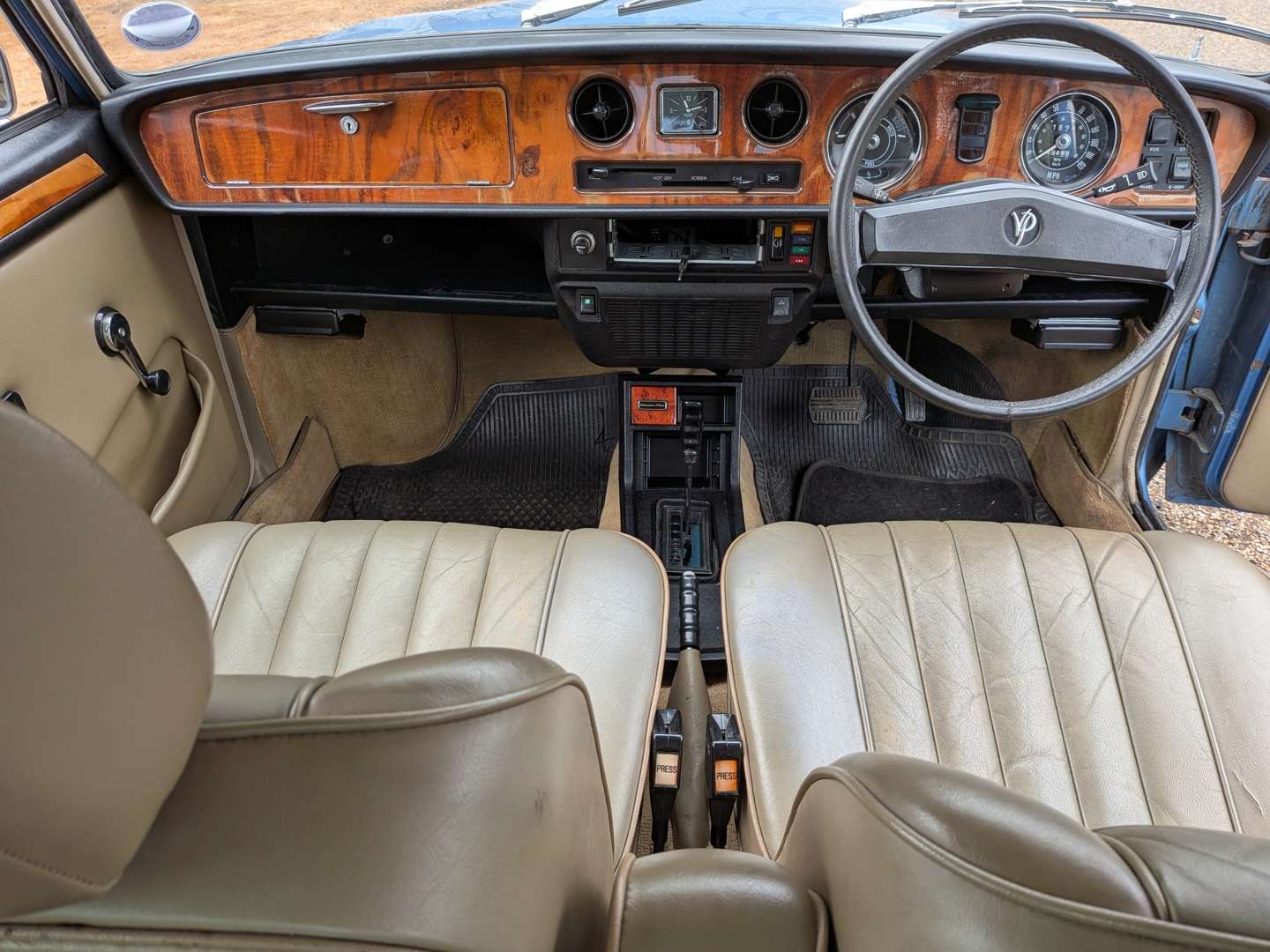 <p>1976 VANDEN PLAS 1500 AUTO</p>