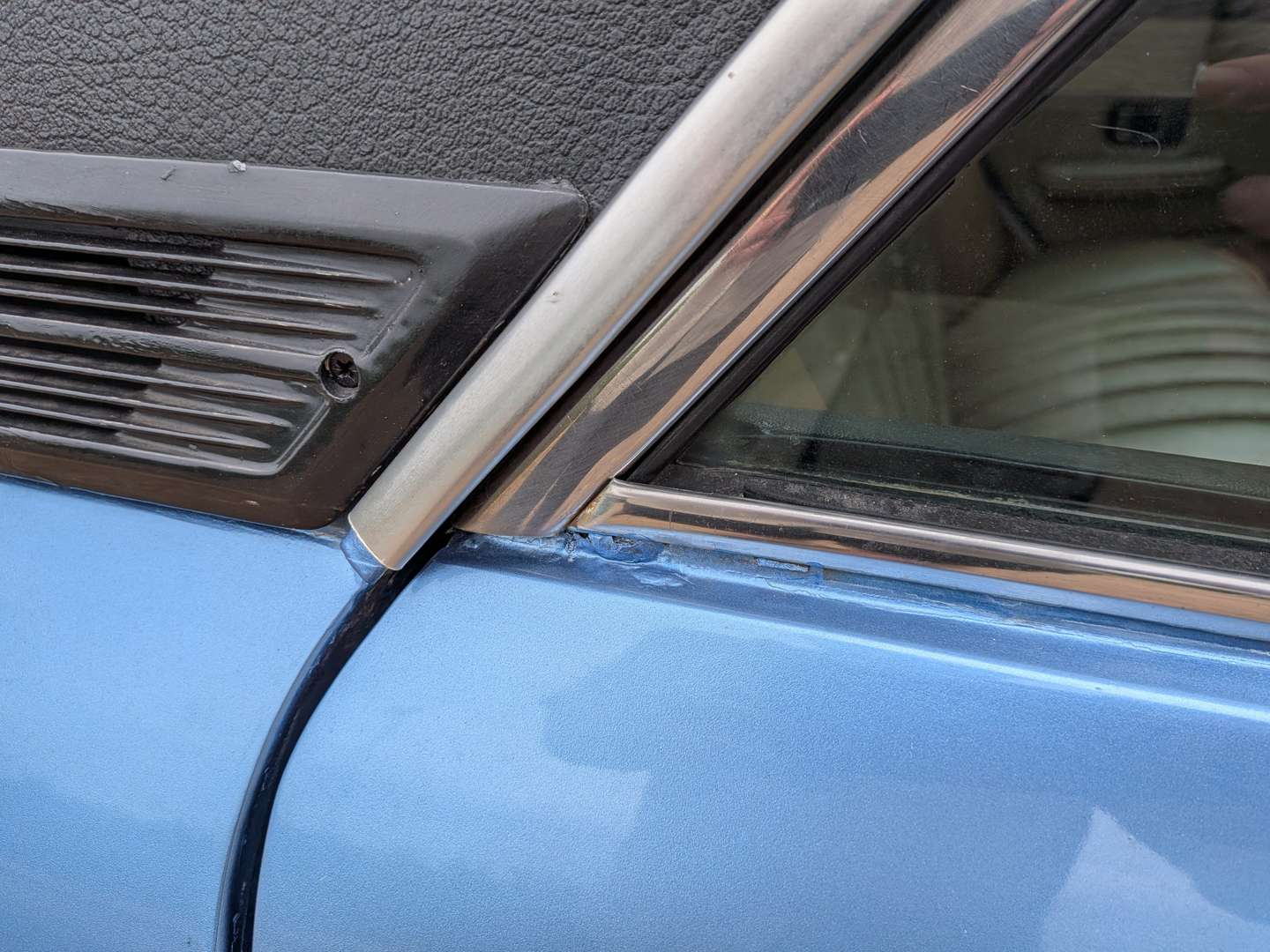 <p>1976 VANDEN PLAS 1500 AUTO</p>