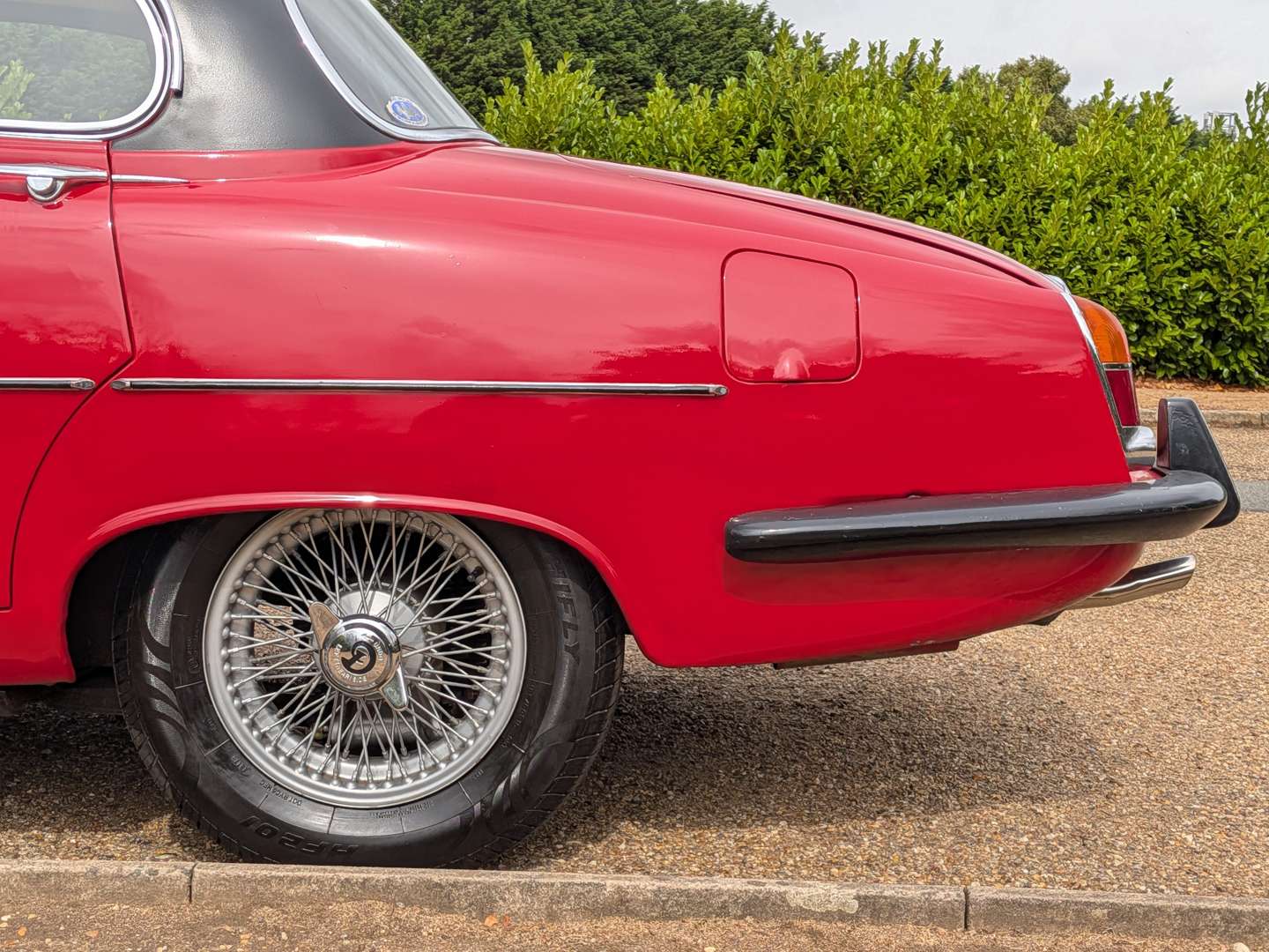 <p>1967 DAIMLER SOVEREIGN 4.2 AUTO</p>