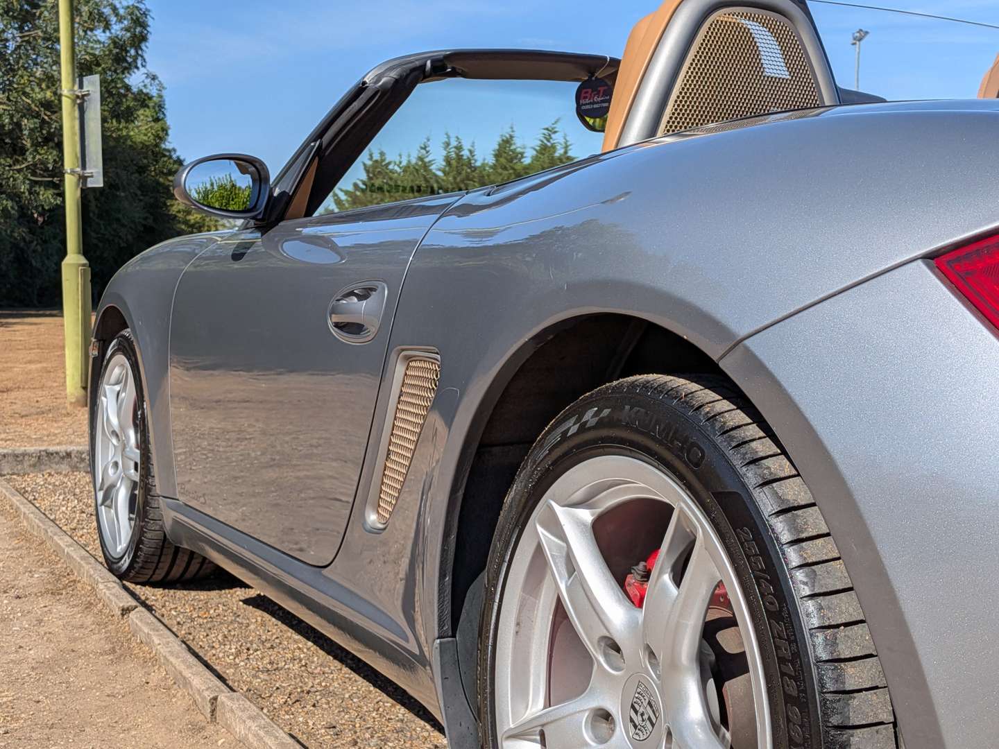 <p>2005 PORSCHE BOXSTER S 3.2L</p>