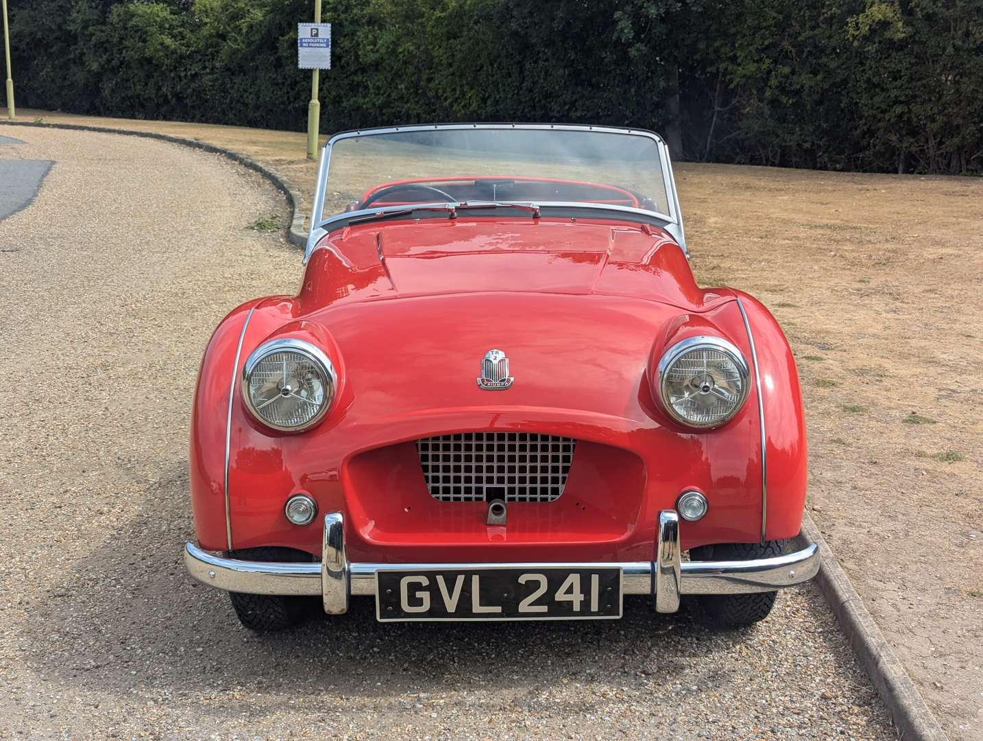 <p>1953 TRIUMPH TR2 “LONG DOOR”</p>