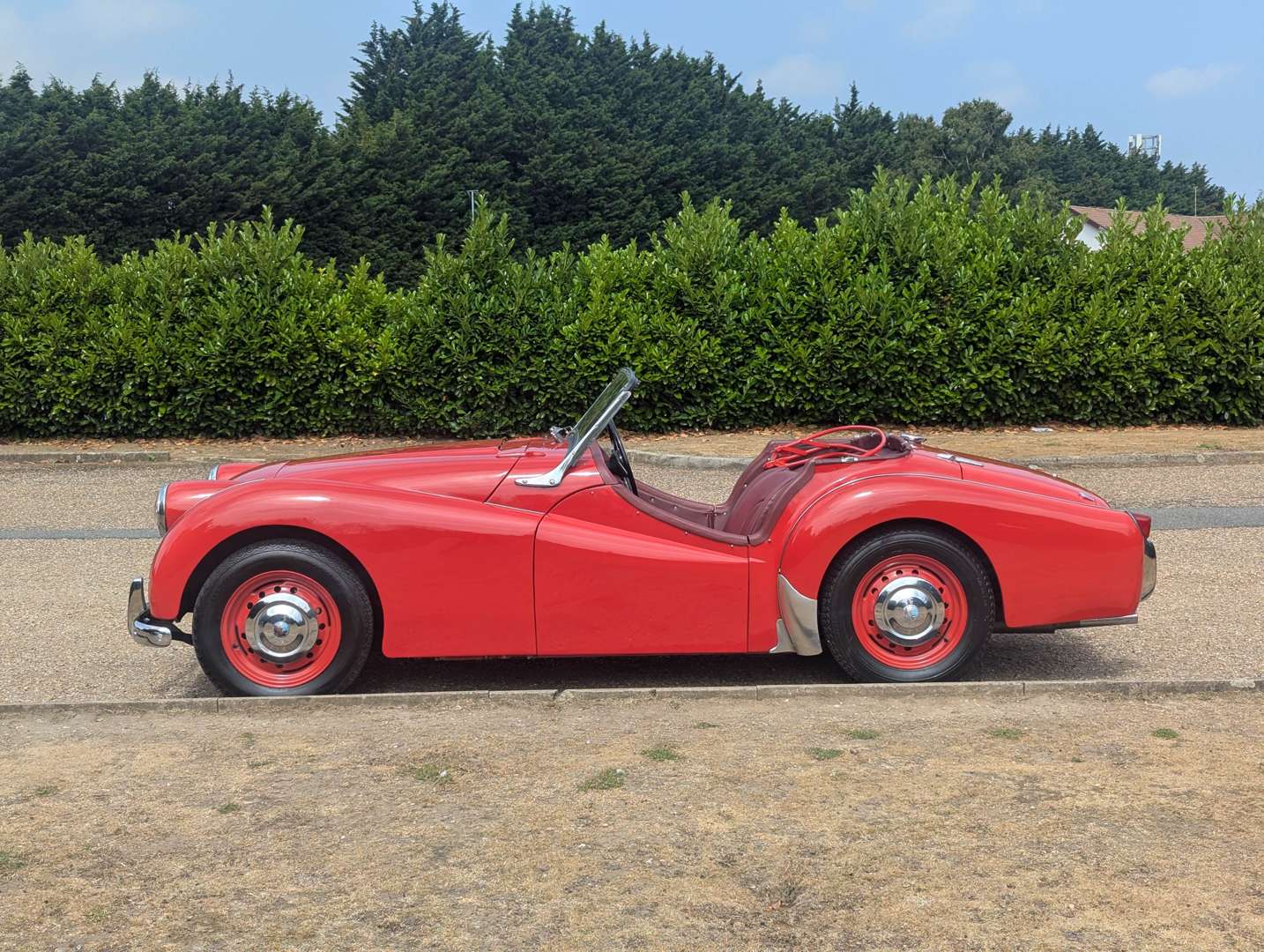 <p>1953 TRIUMPH TR2 “LONG DOOR”</p>