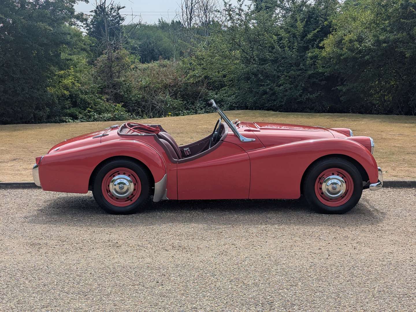 <p>1953 TRIUMPH TR2 “LONG DOOR”</p>