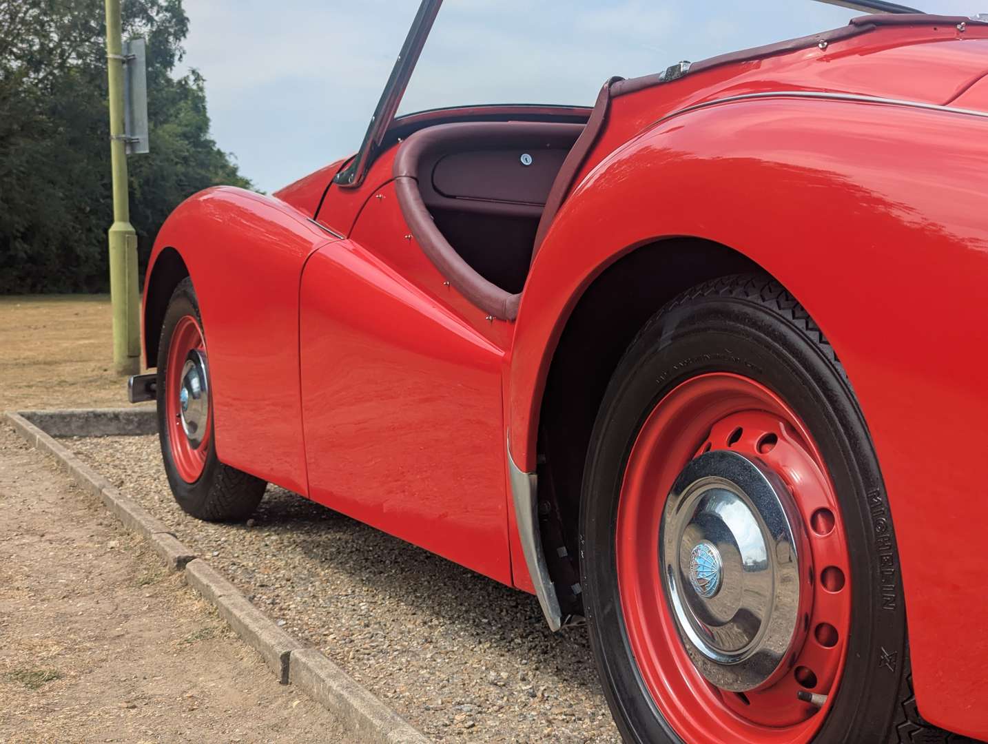 <p>1953 TRIUMPH TR2 “LONG DOOR”</p>
