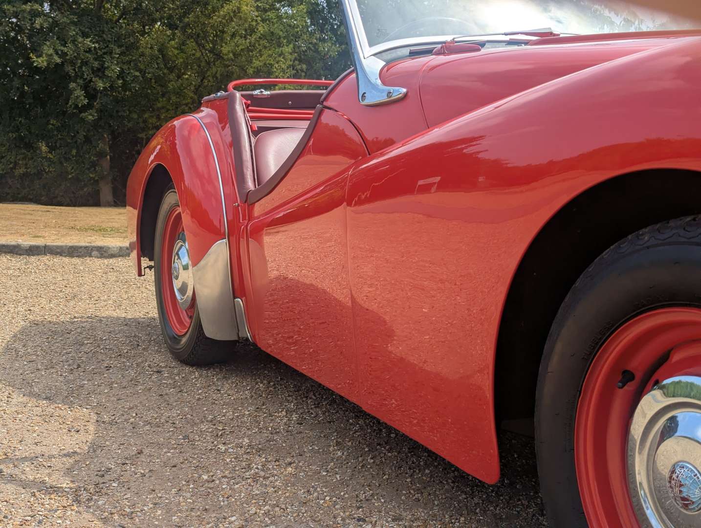 <p>1953 TRIUMPH TR2 “LONG DOOR”</p>