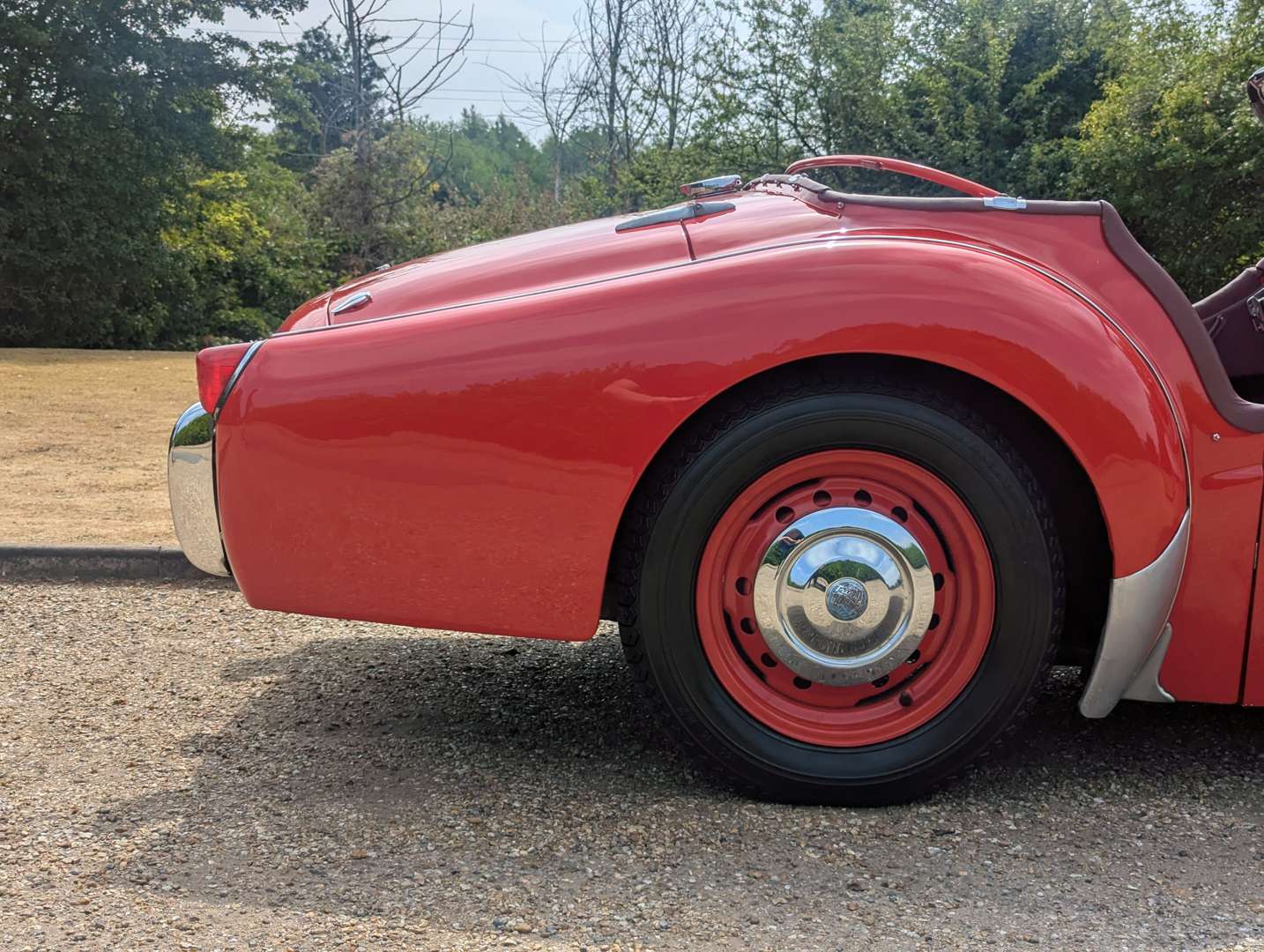 <p>1953 TRIUMPH TR2 “LONG DOOR”</p>