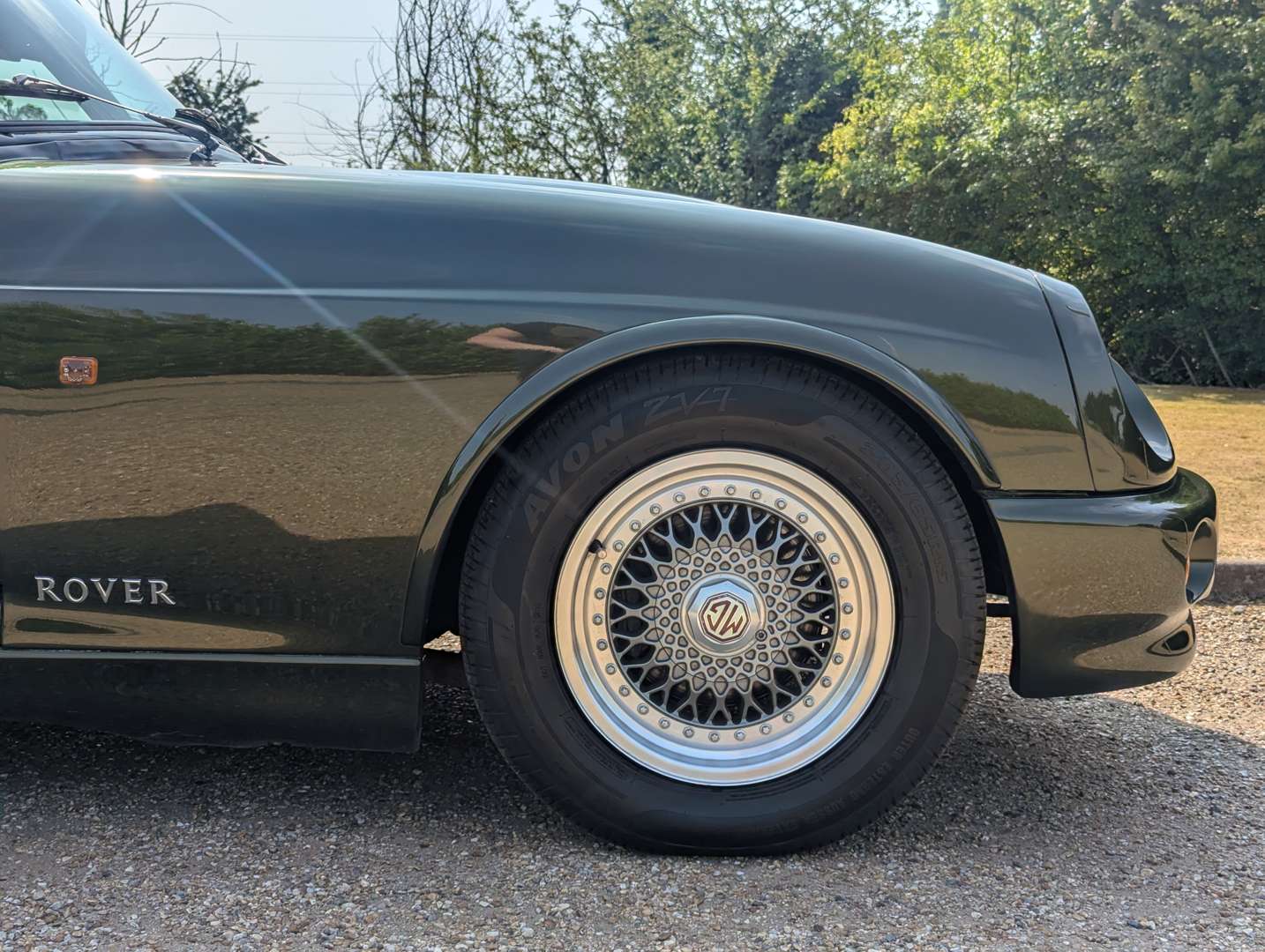 <p>1994 MG RV8</p>