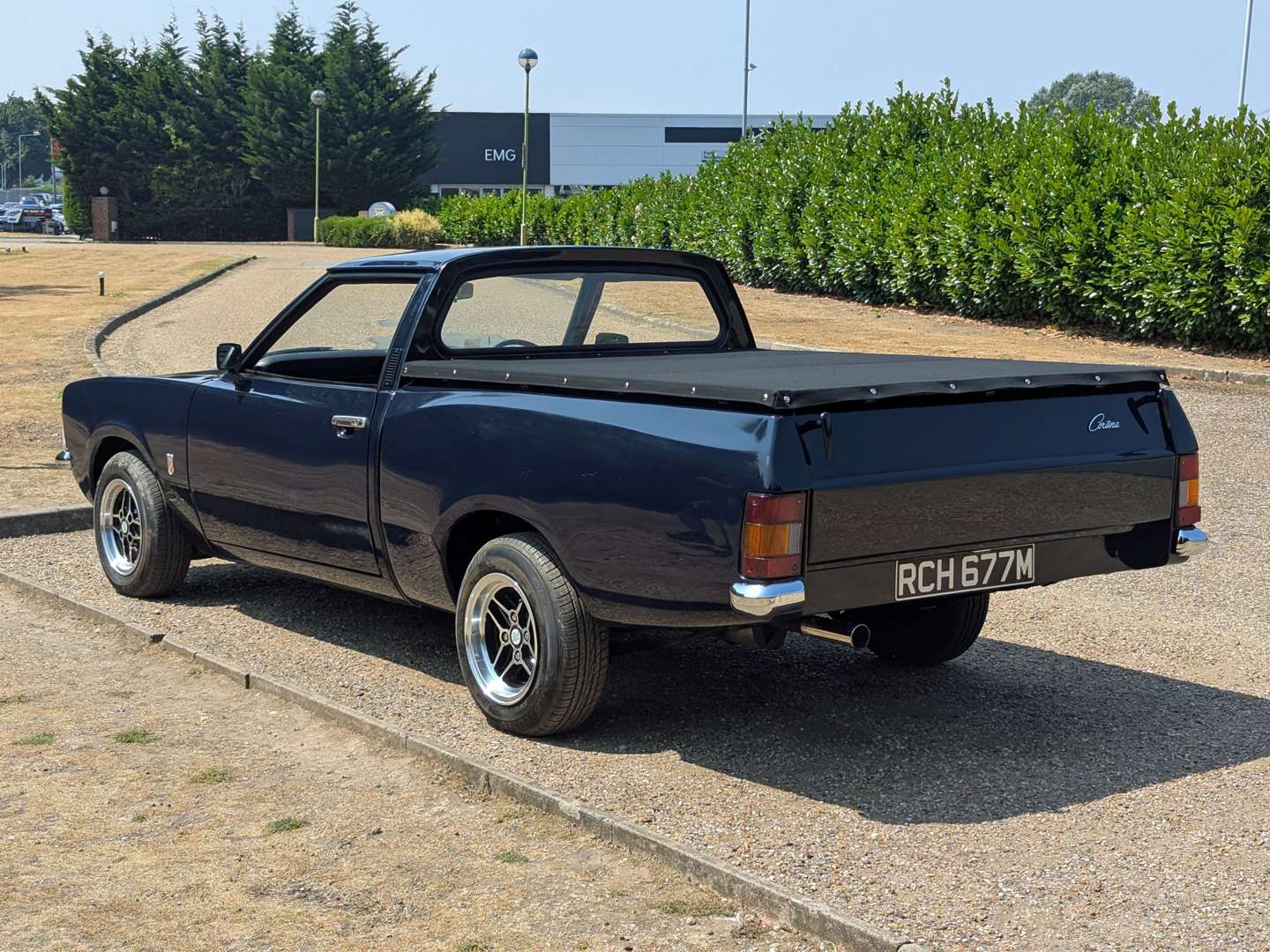 <p>1974 FORD CORTINA PICK-UP</p>