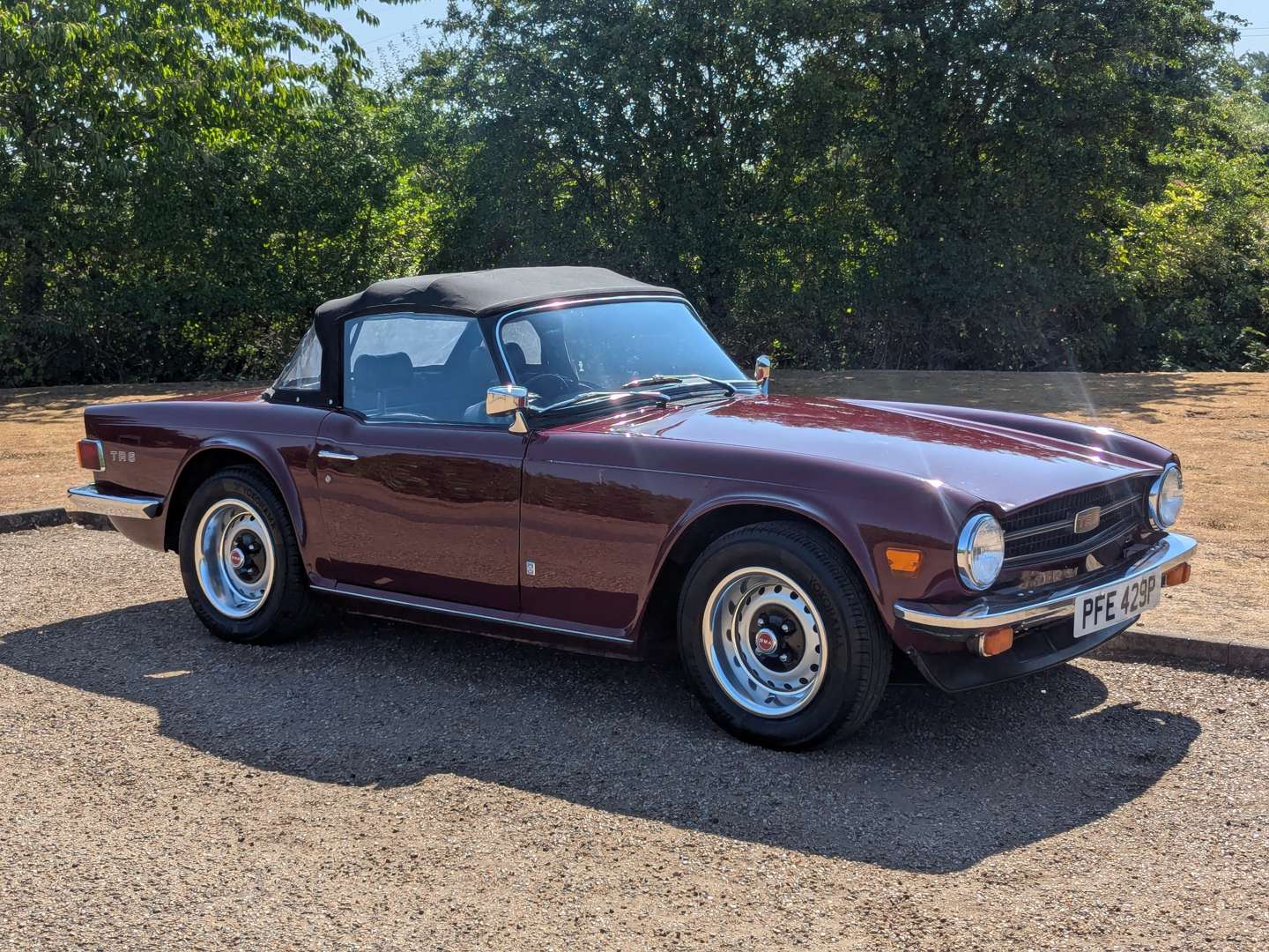 <p>1976 TRIUMPH TR6</p>