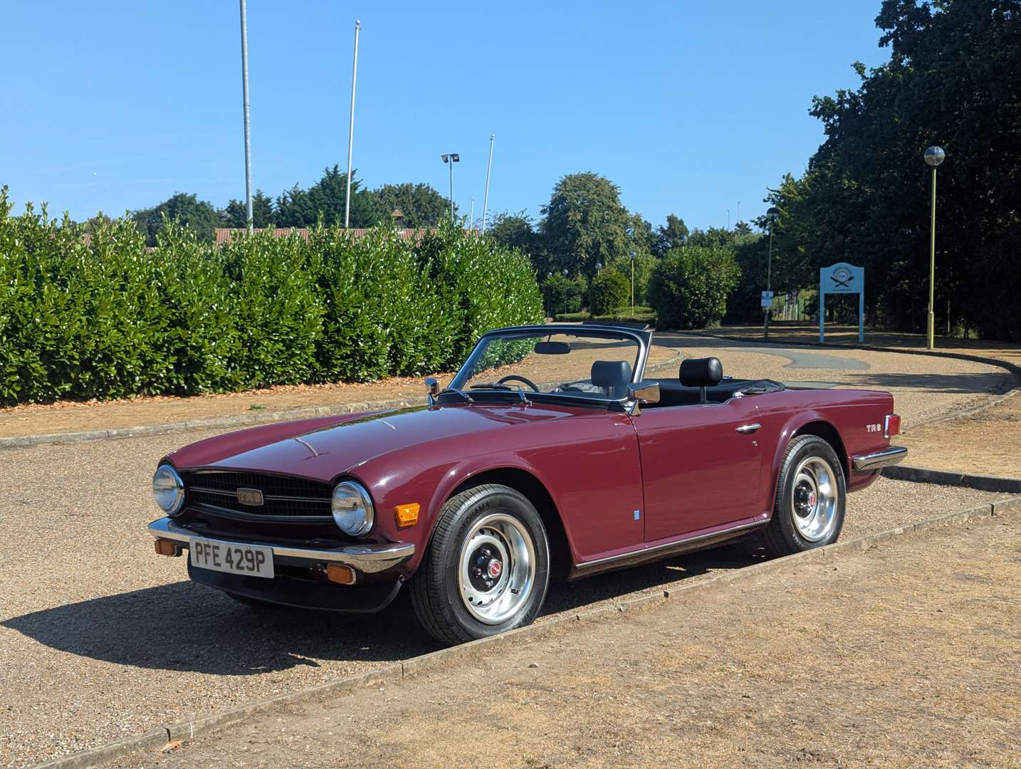 <p>1976 TRIUMPH TR6</p>
