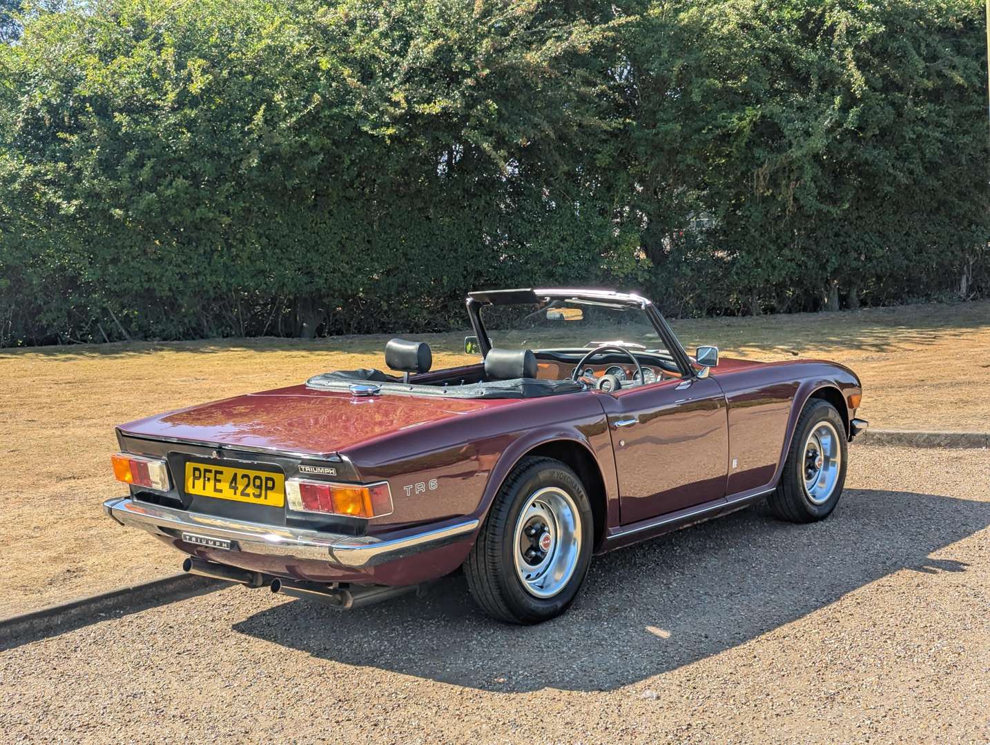 <p>1976 TRIUMPH TR6</p>