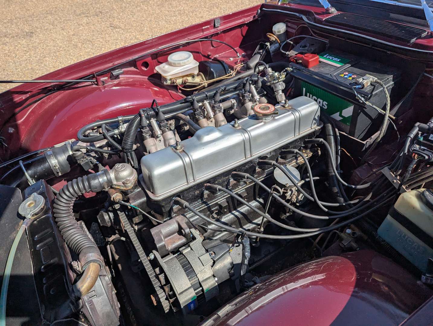 <p>1976 TRIUMPH TR6</p>