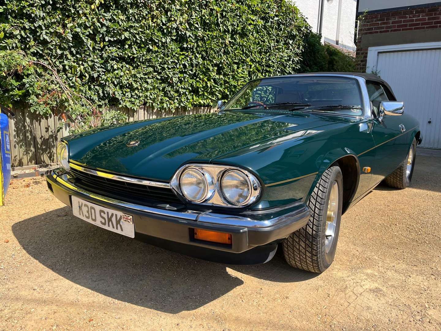 <p>1992 JAGUAR XJ-S CONVERTIBLE AUTO</p>