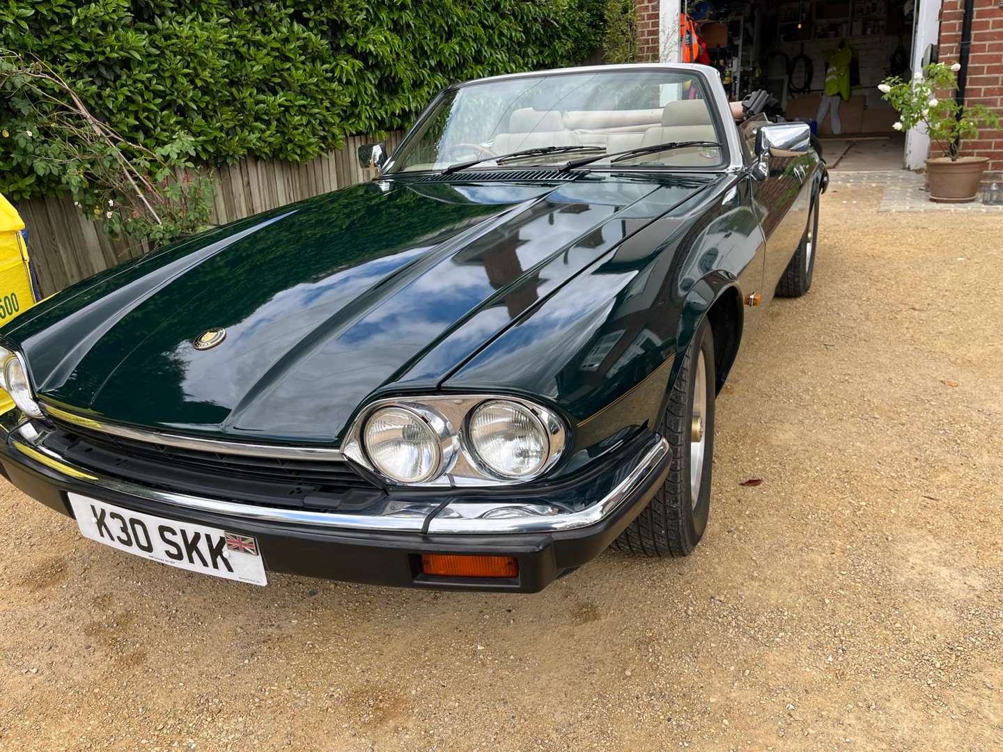 <p>1992 JAGUAR XJ-S CONVERTIBLE AUTO</p>