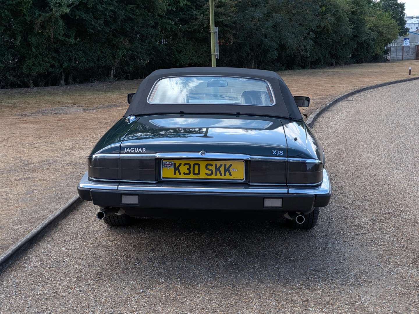 <p>1992 JAGUAR XJ-S CONVERTIBLE AUTO</p>