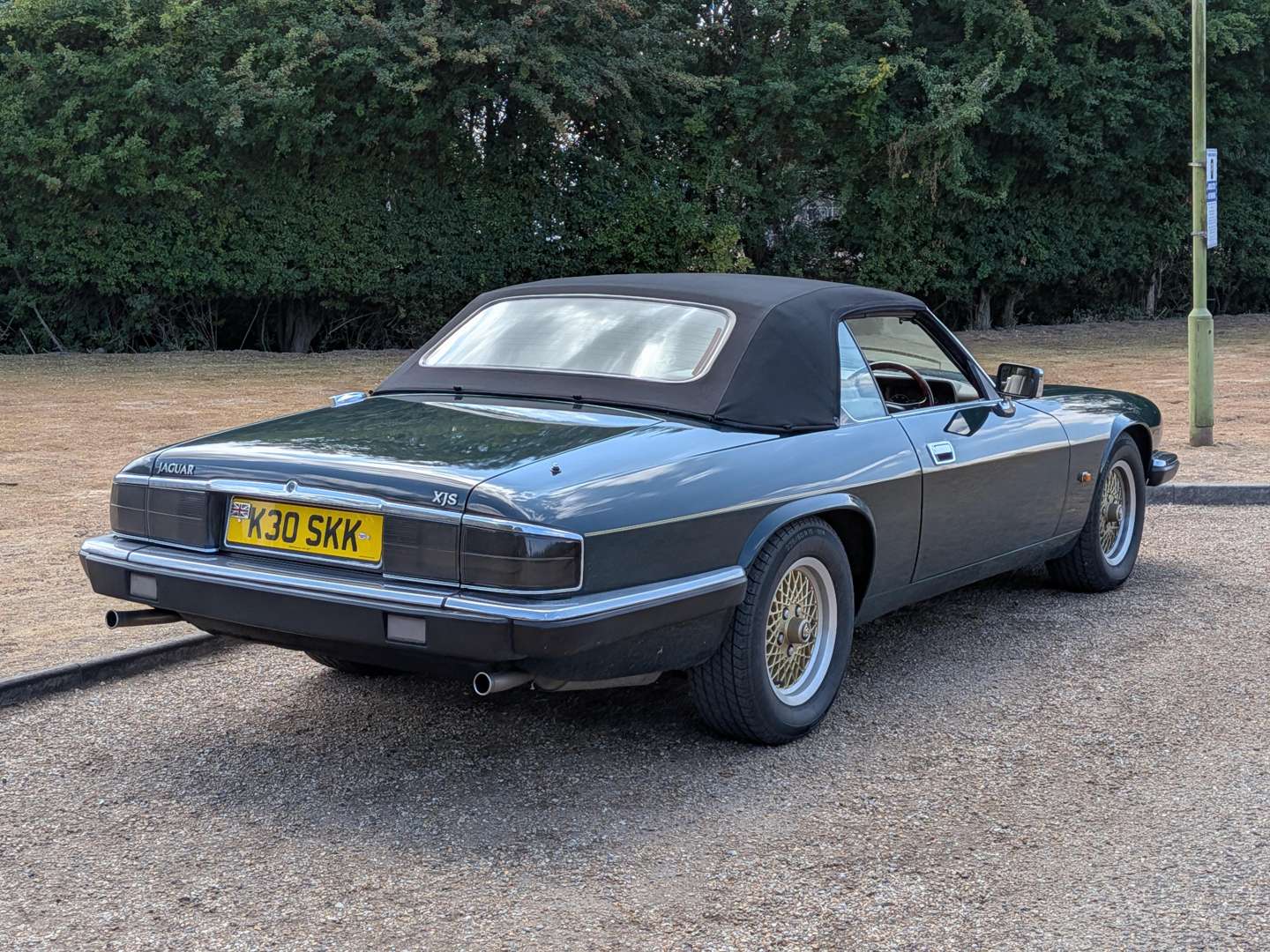 <p>1992 JAGUAR XJ-S CONVERTIBLE AUTO</p>