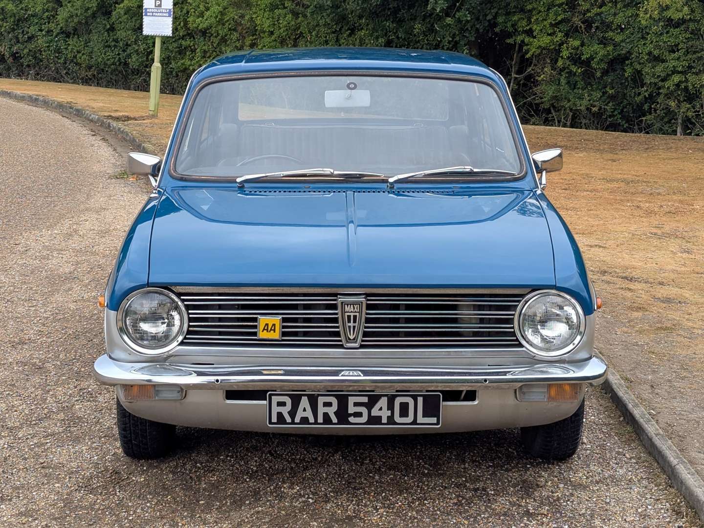 <p>1973 AUSTIN MAXI 1500</p>